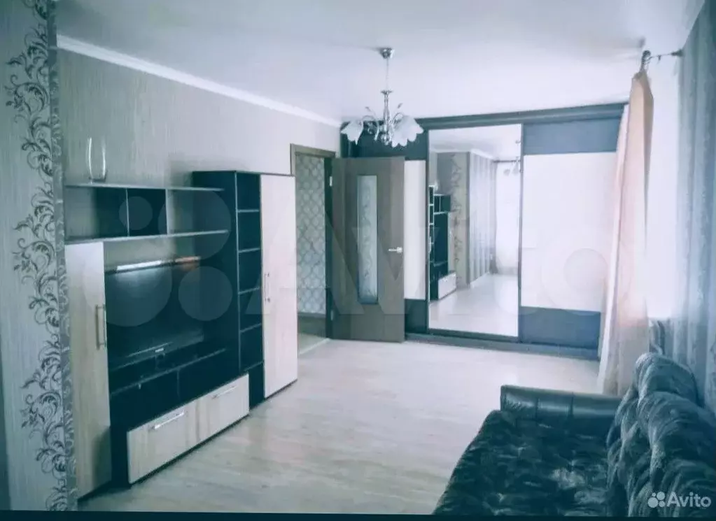 1-к. квартира, 45 м, 2/5 эт. - Фото 1
