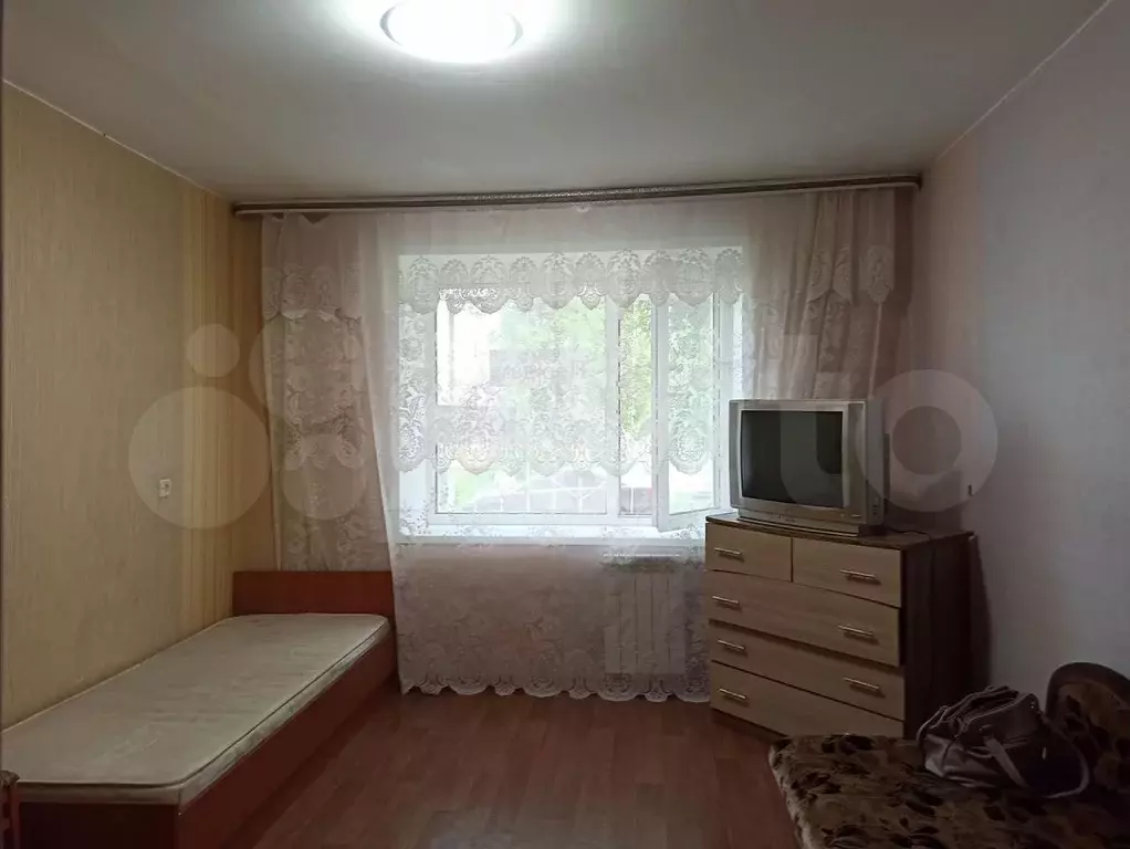 Комната 17,8 м в 1-к., 1/5 эт. - Фото 0