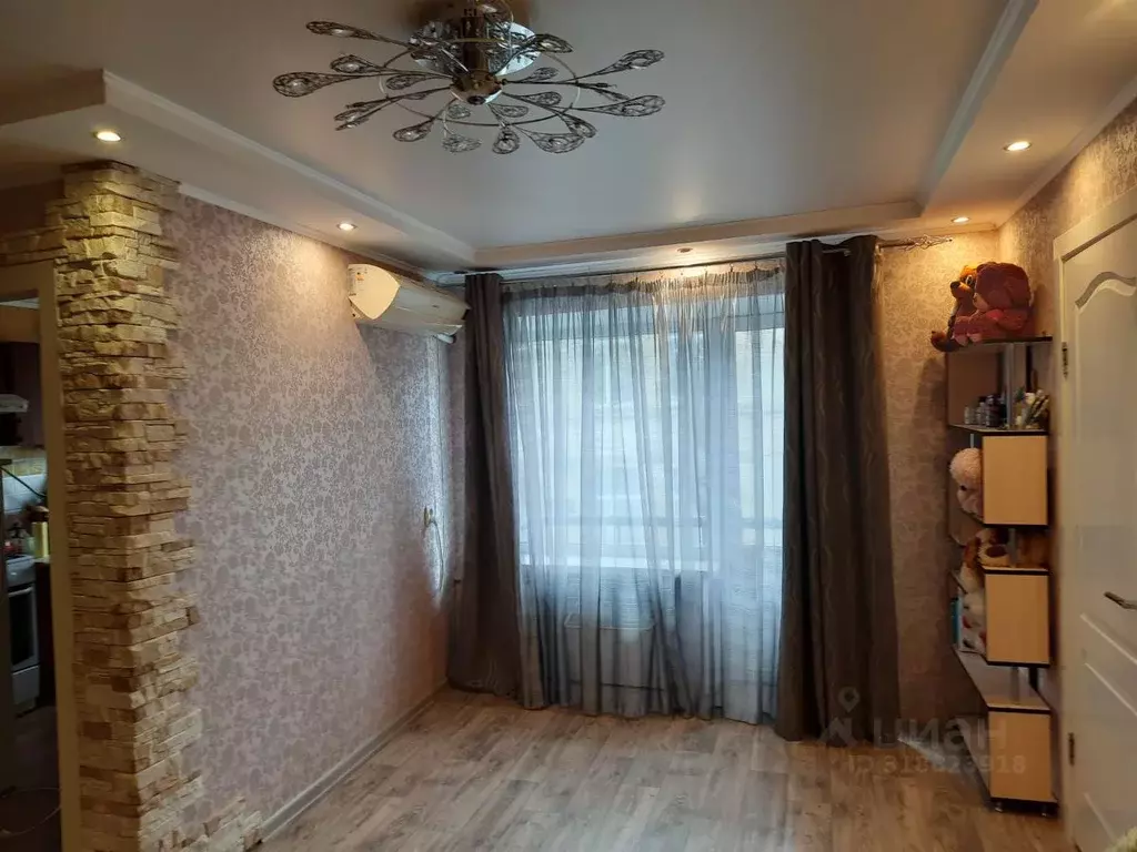 2-к кв. Саратовская область, Саратов Бакинская ул., 3 (41.0 м) - Фото 0