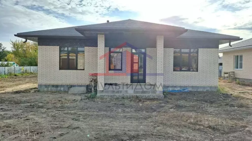 Коттедж в Белгородская область, Старооскольский городской округ, с. ... - Фото 1