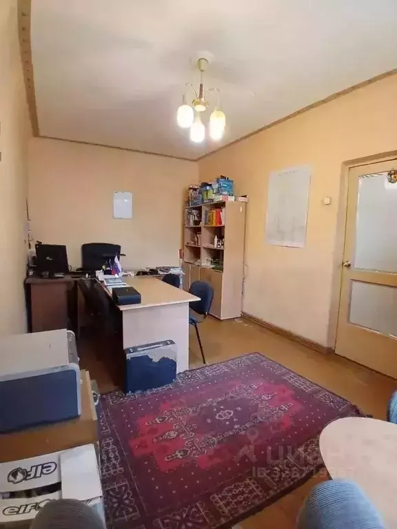 3-к кв. Свердловская область, Кировград Кировградская ул., 37 (68.5 м) - Фото 1