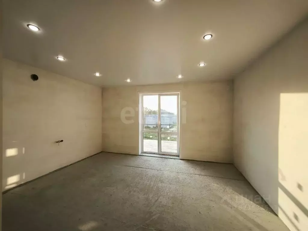 Дом в Курганская область, Курган ул. Осенняя, 40 (80 м) - Фото 0