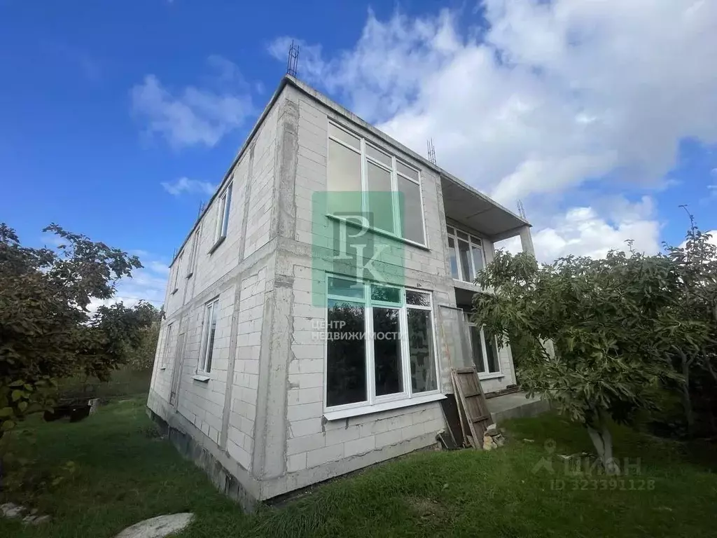 Дом в Севастополь ул. Орхидейная, 17 (265 м) - Фото 1