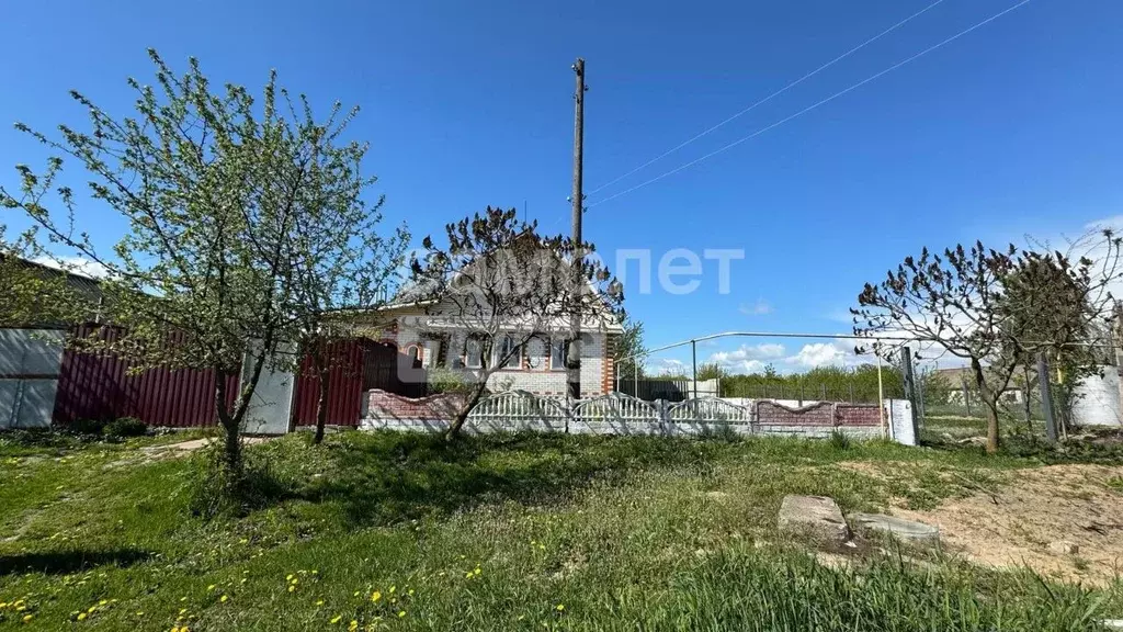 Дом в Брянская область, Погар рп ул. Октябрьская, 108 (109 м) - Фото 1