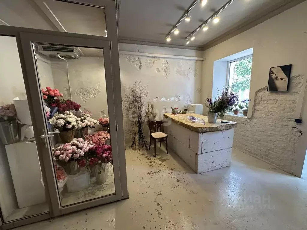 Помещение свободного назначения в Астраханская область, Астрахань ул. ... - Фото 1