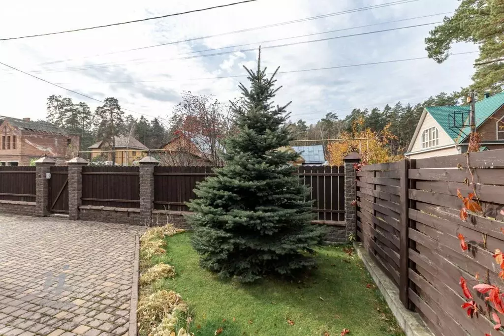 Дом в Барнаул, улица Денисова (190 м) - Фото 2