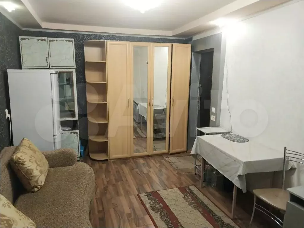 Комната 16,7 м в 8-к., 2/9 эт. - Фото 1