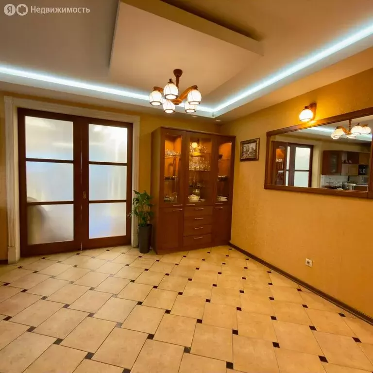 3-комнатная квартира: Иркутск, улица Александра Невского, 2 (137.7 м) - Фото 1