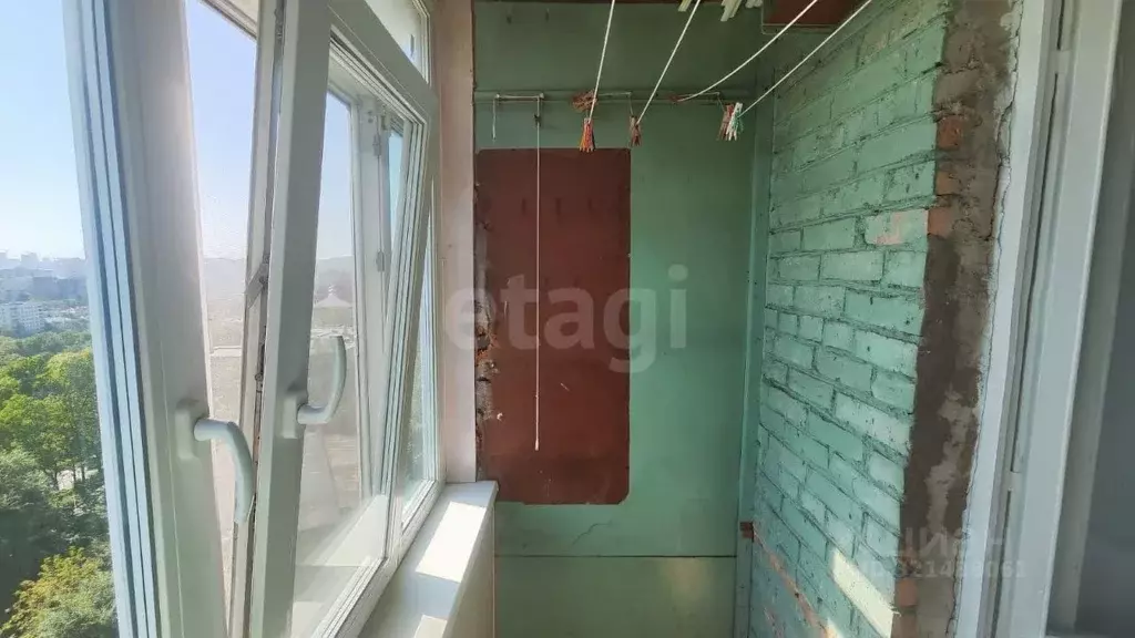2-к кв. Приморский край, Владивосток Луговая ул., 59А (49.1 м) - Фото 0