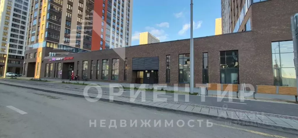 Торговая площадь в Свердловская область, Екатеринбург ул. Академика ... - Фото 1