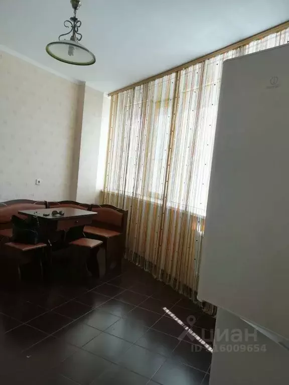 2-к кв. Белгородская область, Белгород ул. Апанасенко, 97 (69.1 м) - Фото 1