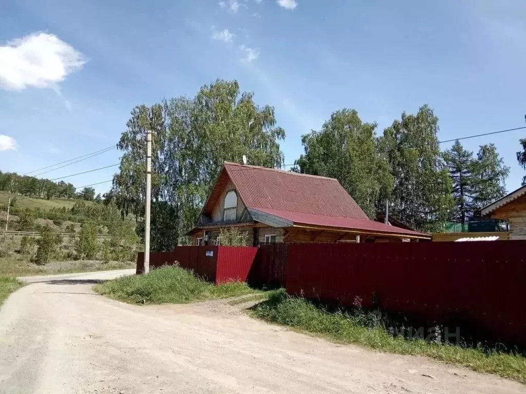Дом в Башкортостан, Белорецкий район, Абзаковский сельсовет, с. ... - Фото 1
