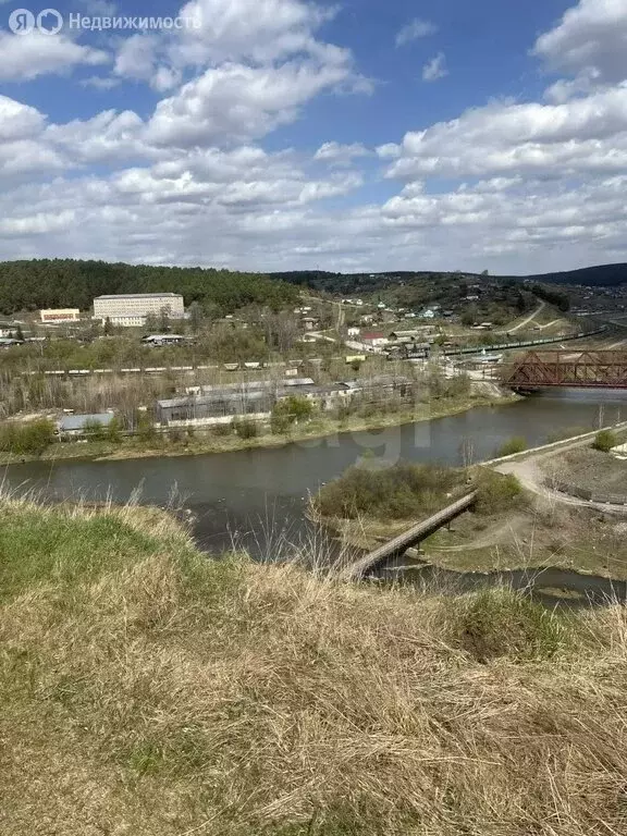 Дом в Усть-Катав, Нагорная улица (15 м) - Фото 1
