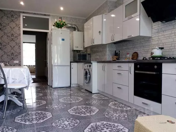 Дом в Крым, Евпатория ул. Токарева, 28 (70 м) - Фото 0