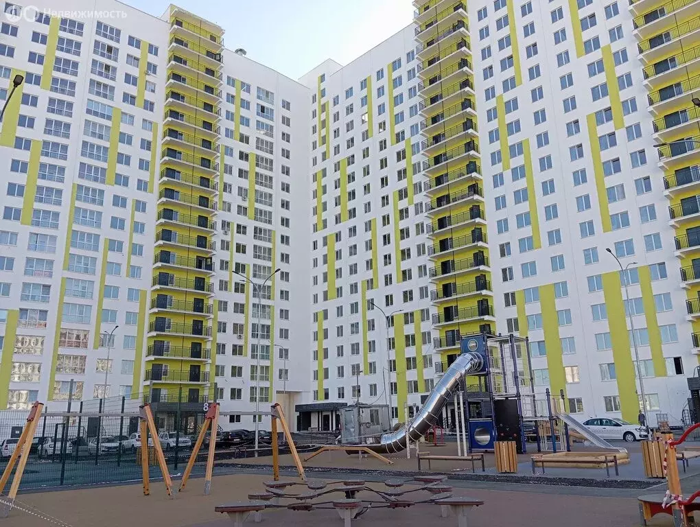 3-комнатная квартира: Пенза, улица Генерала Глазунова, 6 (74.8 м) - Фото 1