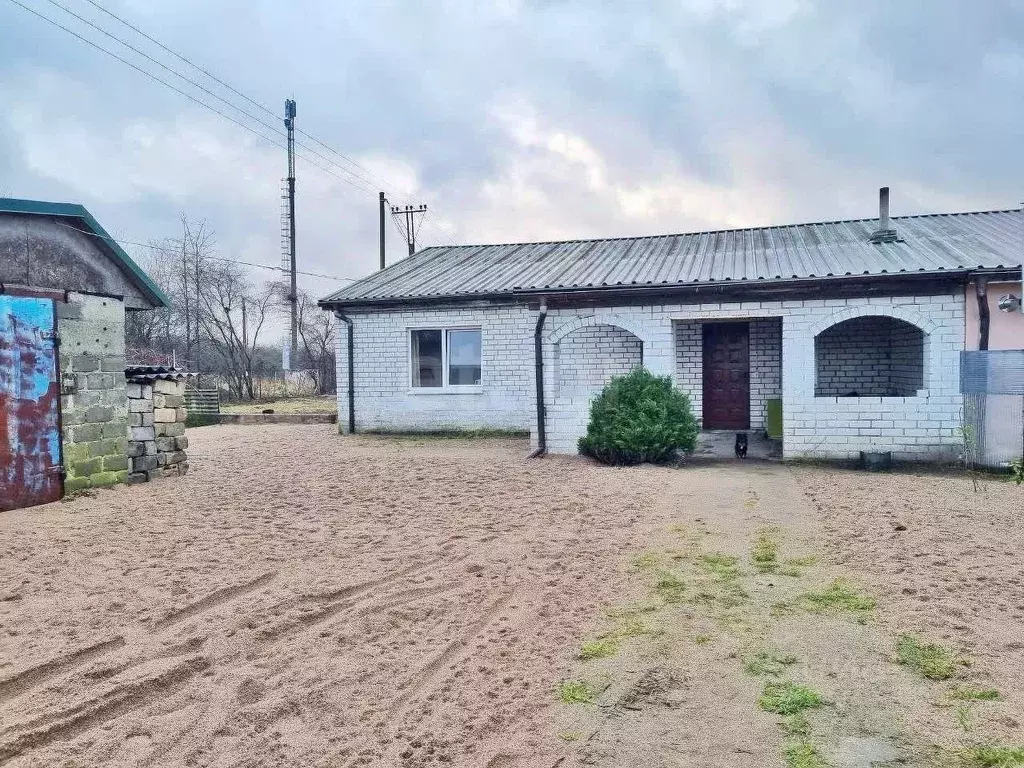 Дом в Калининградская область, Черняховский муниципальный округ, пос. ... - Фото 1