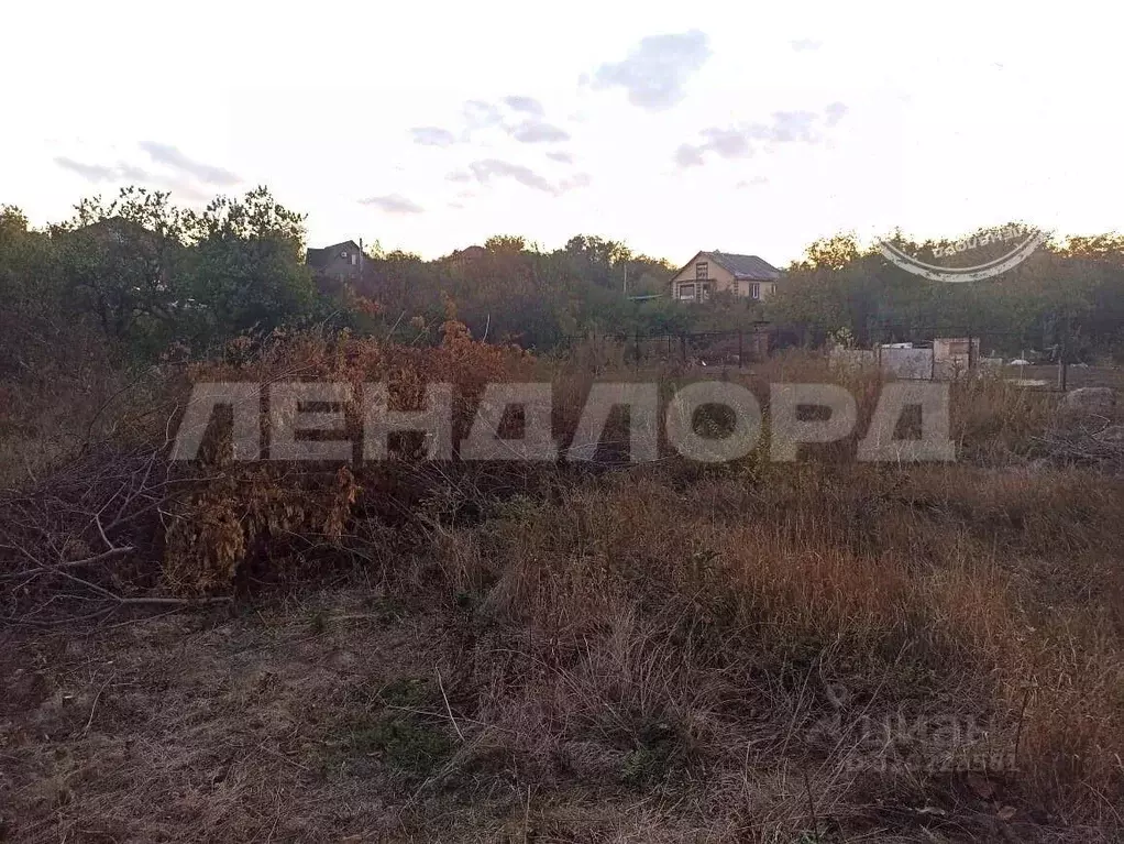 Участок в Ростовская область, Новочеркасск Северная ул. (7.0 сот.) - Фото 0
