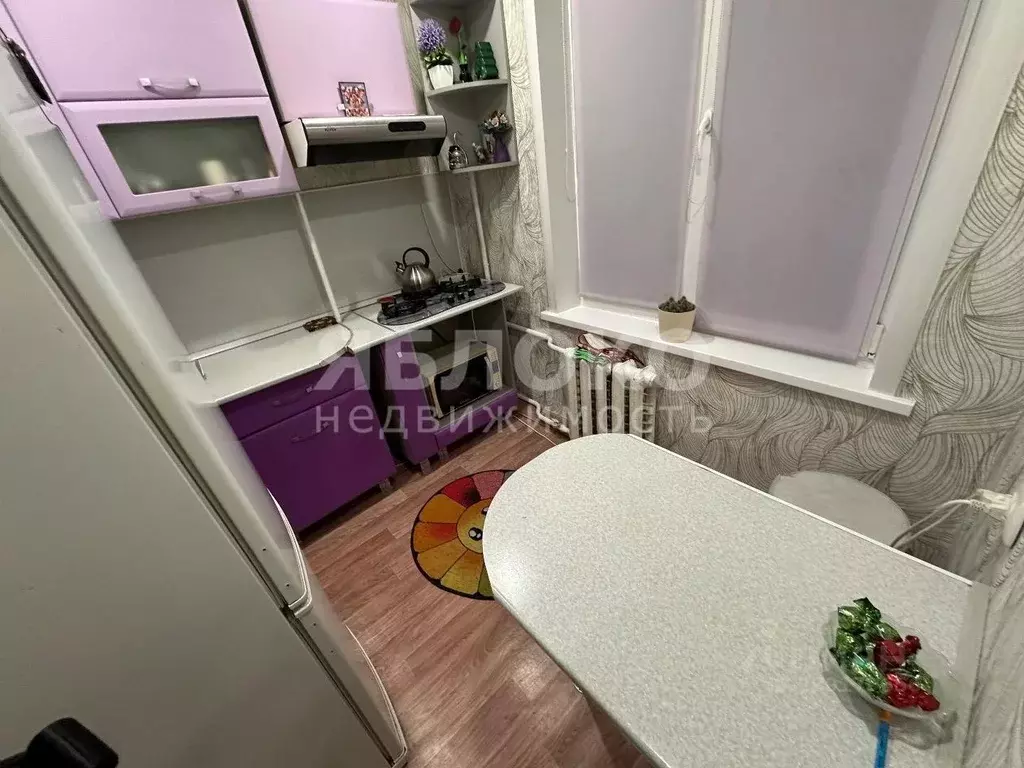 2-к кв. Пермский край, Березники ул. Челюскинцев, 85 (46.0 м) - Фото 1