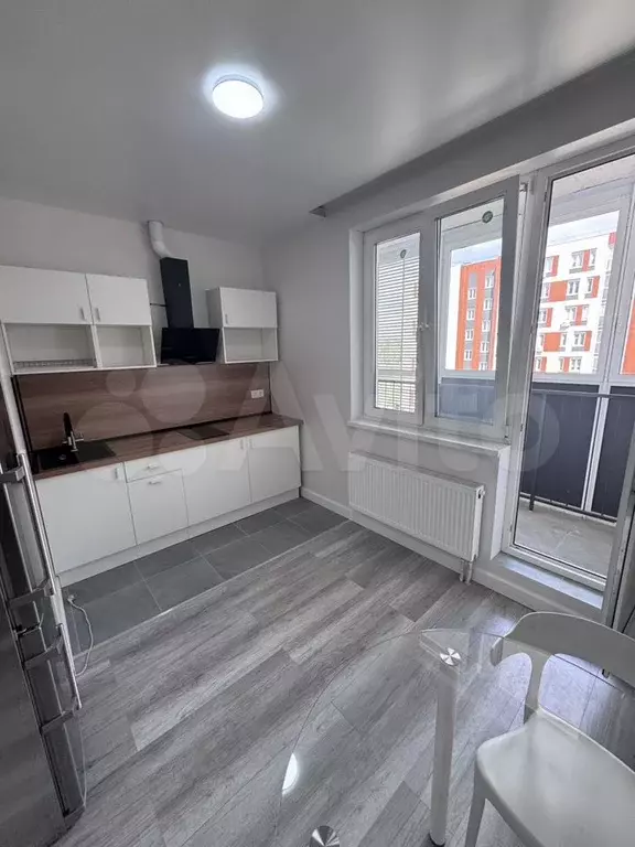 1-к. квартира, 40 м, 5/9 эт. - Фото 0