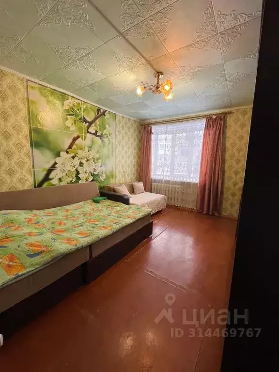 1-к кв. Башкортостан, Благовещенск Коммунистическая ул., 7 (32.0 м) - Фото 0
