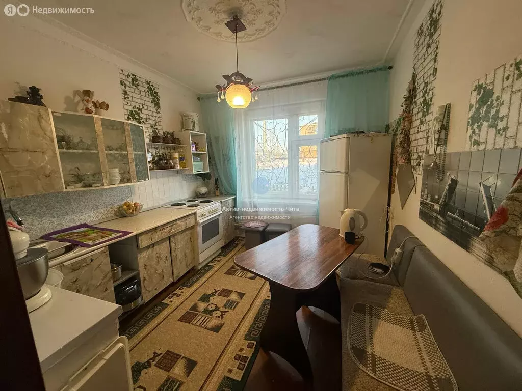 2-комнатная квартира: Чита, улица Строителей, 4 (60 м) - Фото 1