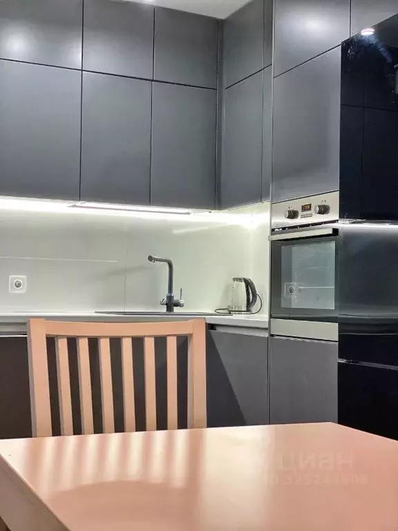 1-к кв. Татарстан, Казань просп. Победы, 139Ак1 (37.9 м) - Фото 2