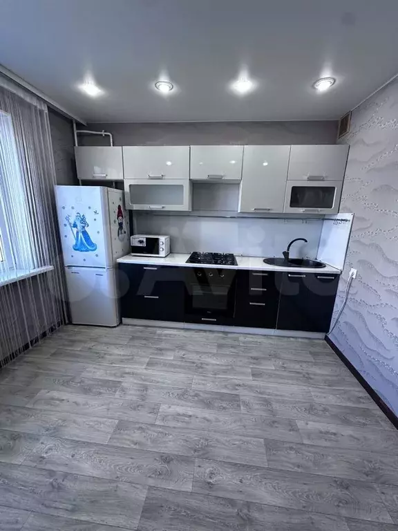 1-к. квартира, 38 м, 8/10 эт. - Фото 1