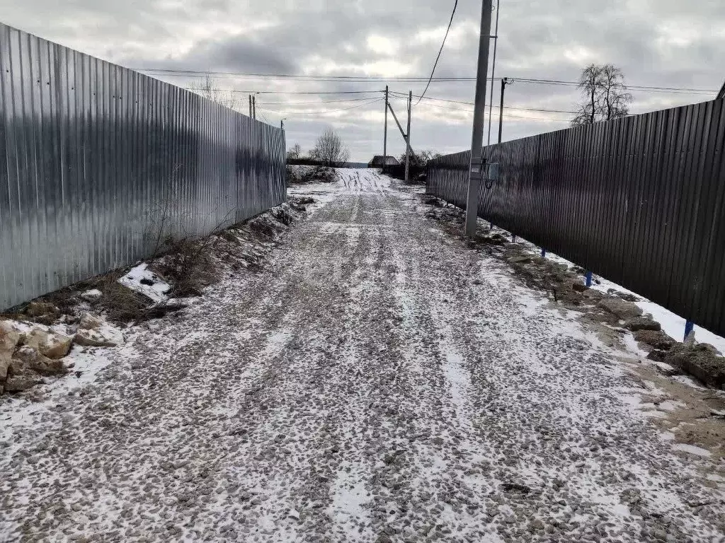 Участок в Московская область, Серпухов городской округ, д. Калиновские ... - Фото 0