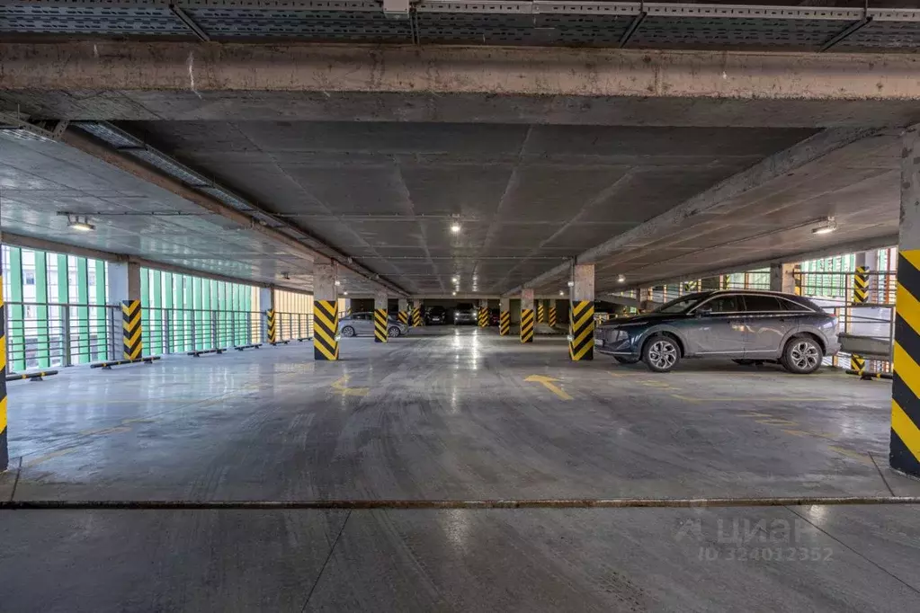 Гараж в Татарстан, Казань ул. Бари Галеева, 18 (13 м) - Фото 2