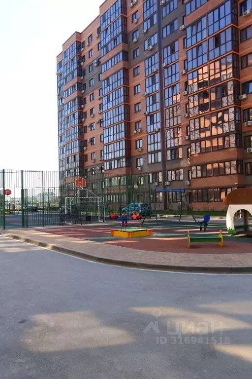 2-к кв. Краснодарский край, Новороссийск ул. Удалова, 10 (60.1 м) - Фото 0