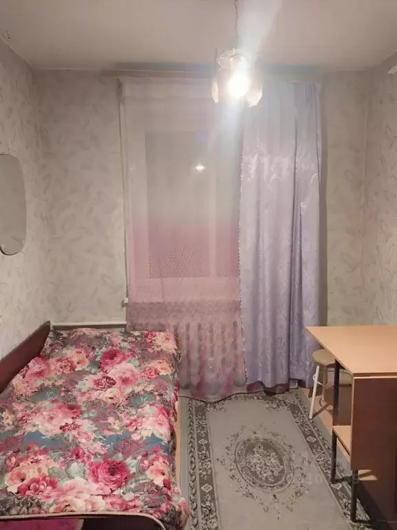 Комната Свердловская область, Екатеринбург ул. Папанина, 16 (14.0 м) - Фото 2