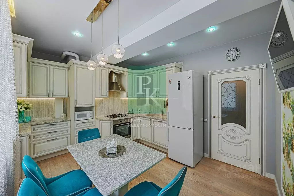 2-к кв. Севастополь просп. Античный, 26к4 (72.6 м) - Фото 1