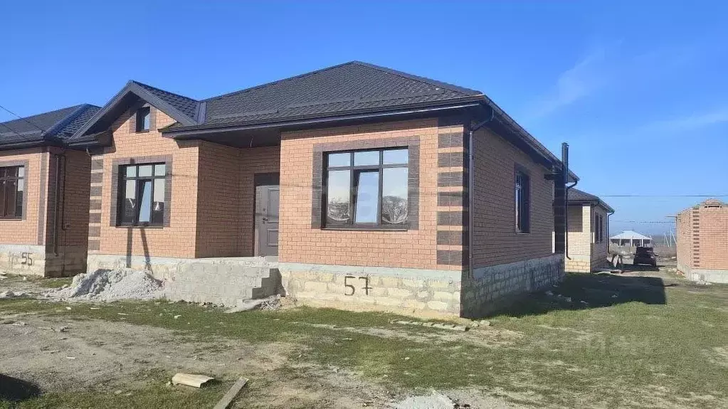 Дом в Ставропольский край, Михайловск Шпаковский район,  (140 м) - Фото 2