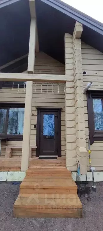 Дом в Ленинградская область, Выборгский район, Рощинское городское ... - Фото 2