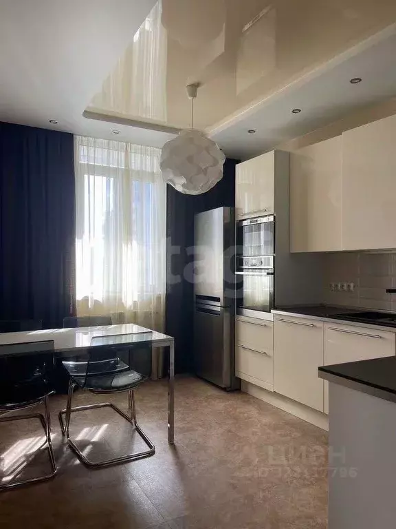 3-к кв. Красноярский край, Красноярск ул. Алексеева, 47 (85.0 м) - Фото 1