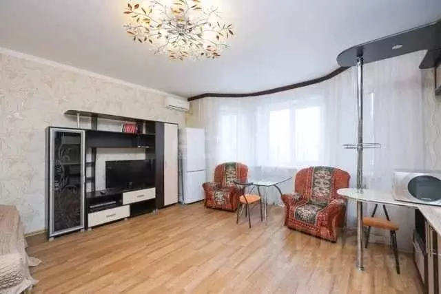 2-к кв. Хабаровский край, Хабаровск Волочаевская ул., 87 (55.0 м) - Фото 1