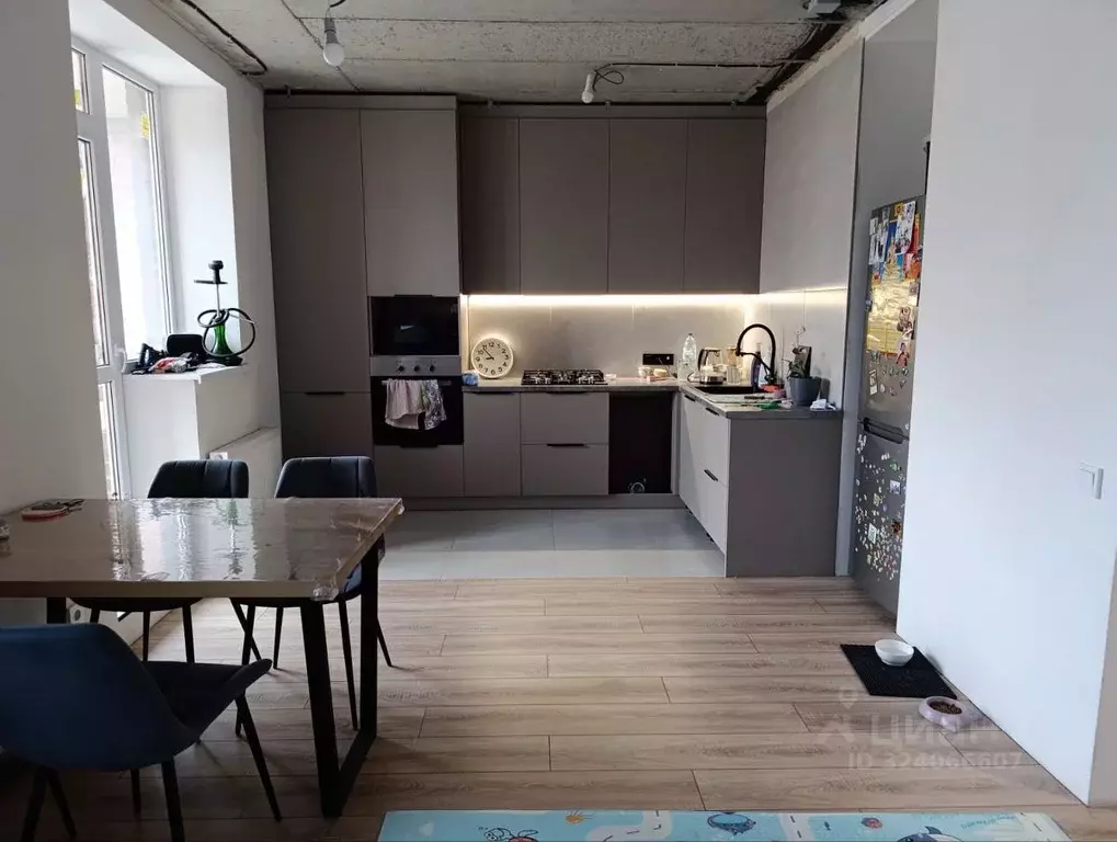 3-к кв. Волгоградская область, Волгоград ул. 70-летия Победы, 21А ... - Фото 1