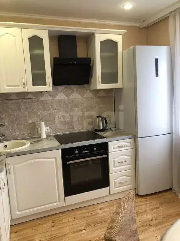 2-к кв. Тюменская область, Тюмень Широтная ул., 25 (56.0 м) - Фото 0