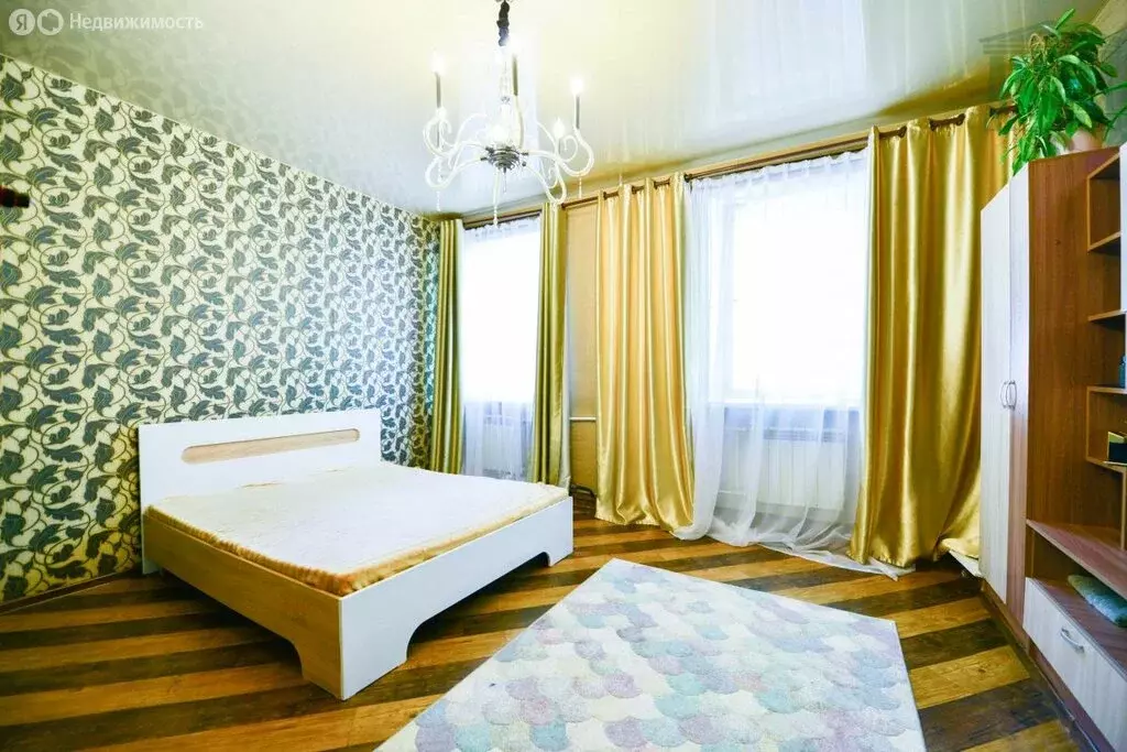 2-комнатная квартира: Хабаровск, Центральная улица, 2 (58.3 м) - Фото 1