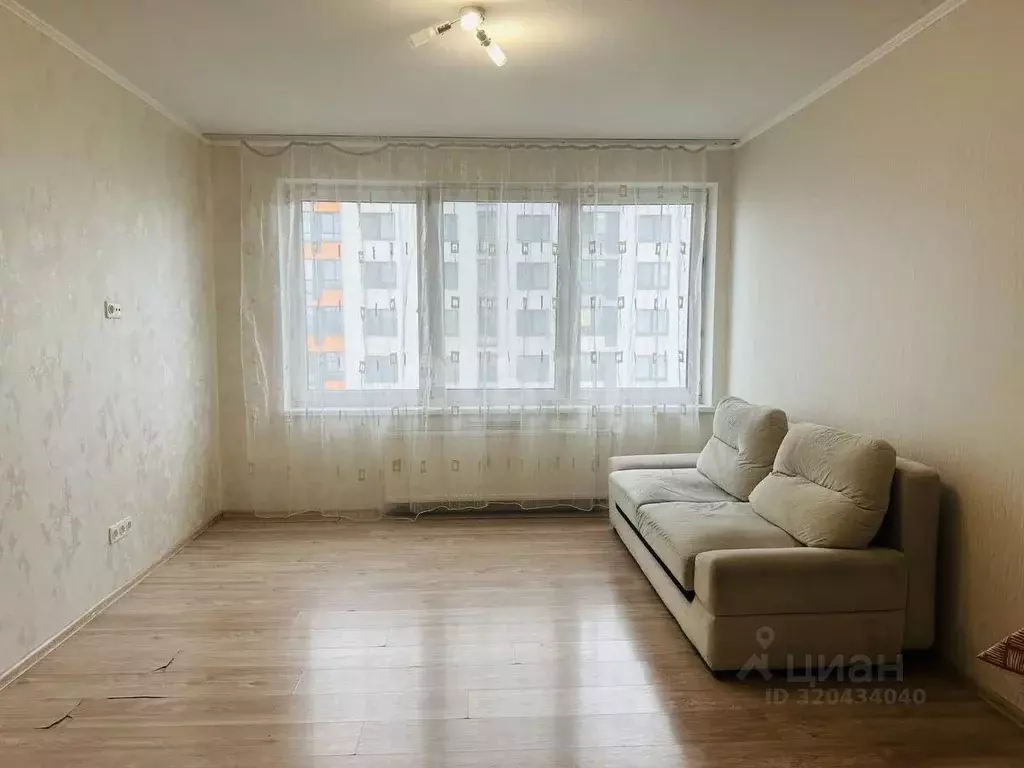 1-к кв. Тюменская область, Тюмень проезд Тихий, 6 (46.1 м) - Фото 1