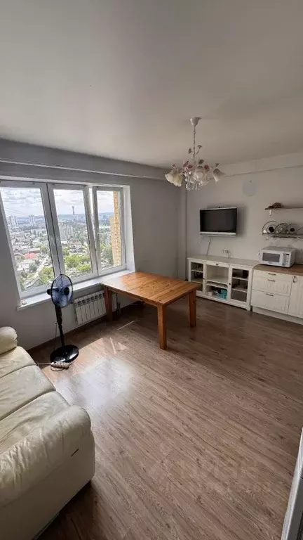 3-к кв. Свердловская область, Екатеринбург ул. Дорожная, 19 (76.7 м) - Фото 1