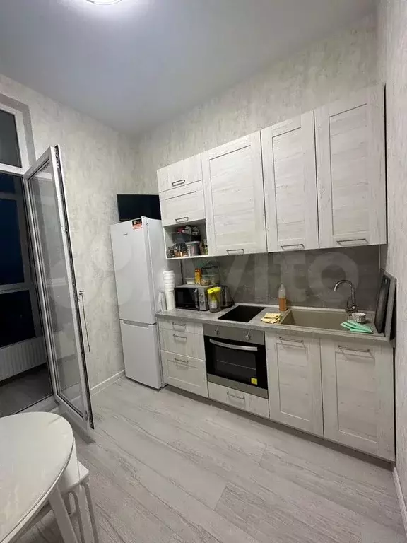 1-к. квартира, 40 м, 21/21 эт. - Фото 0