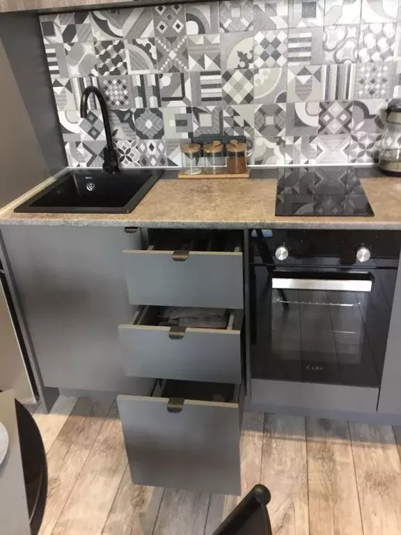 Студия Санкт-Петербург пос. Шушары, ул. Валдайская, 6к2 (26.0 м) - Фото 2