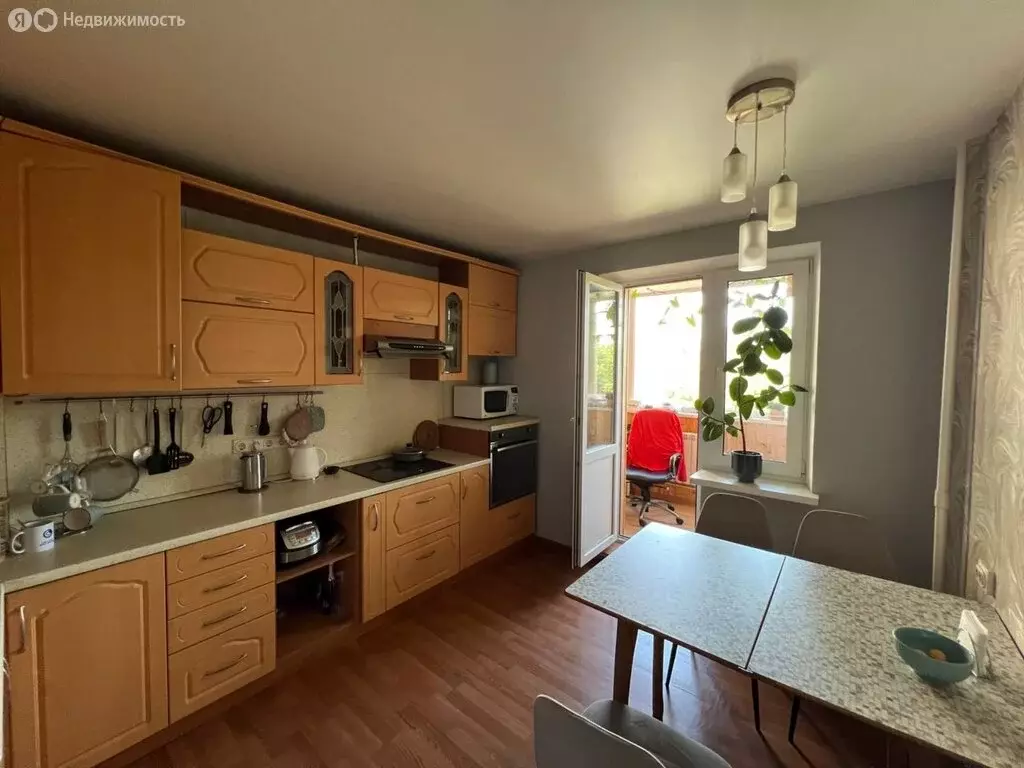 3-комнатная квартира: Серпухов, улица Ногина, 1Б (77.7 м) - Фото 0