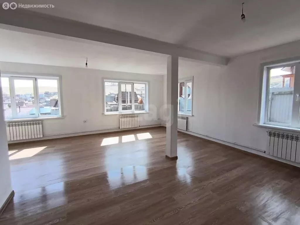 Дом в село Сотниково, Аршанская улица (88.5 м) - Фото 2