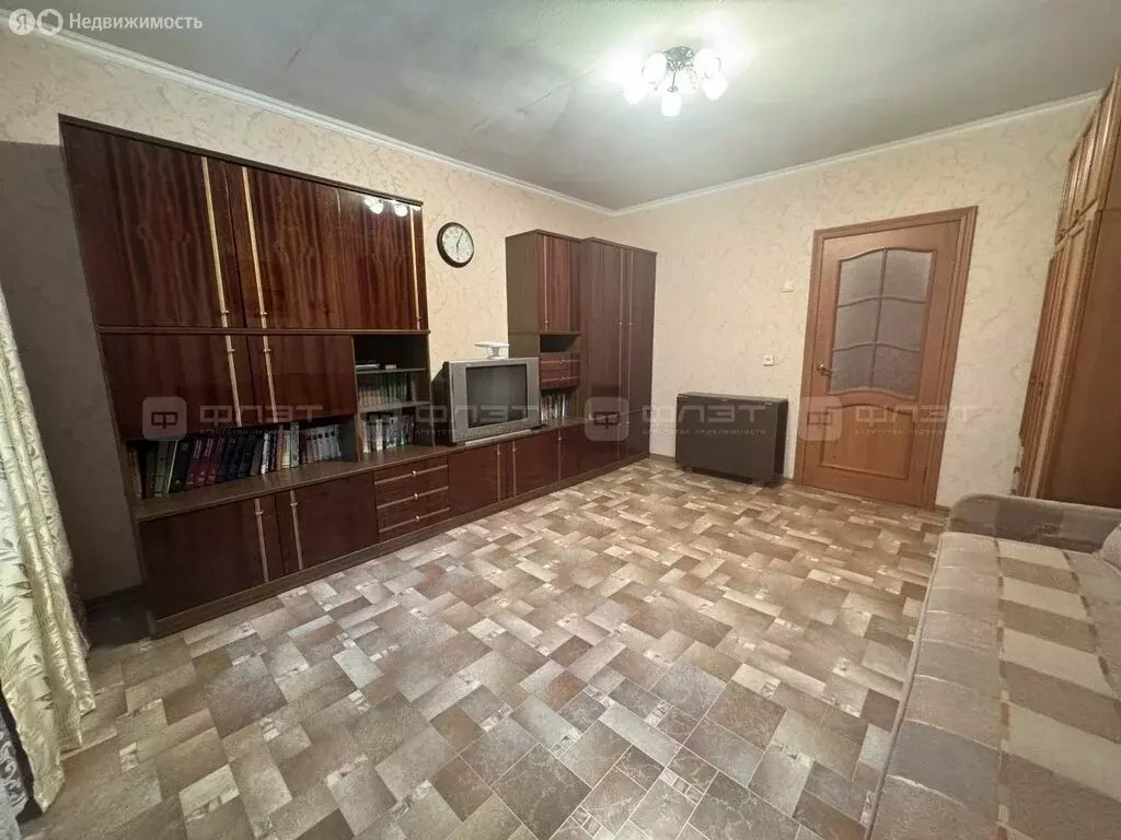 1-комнатная квартира: Казань, улица Побежимова, 53 (36 м) - Фото 1