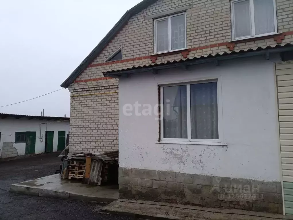 Дом в Белгородская область, Вейделевка рп ул. Солнечная, 5 (150 м) - Фото 1