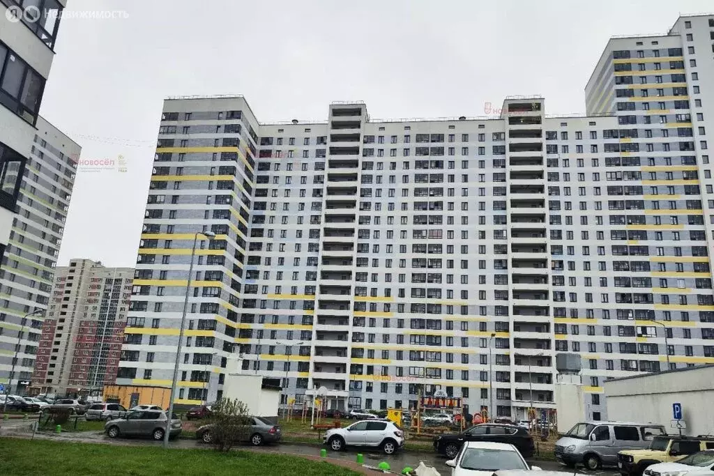 2-комнатная квартира: Екатеринбург, улица Евгения Савкова, 8 (53 м) - Фото 1