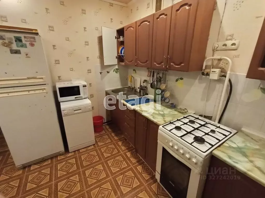 3-к кв. Ямало-Ненецкий АО, Новый Уренгой ул. Геологоразведчиков, 16Б ... - Фото 2