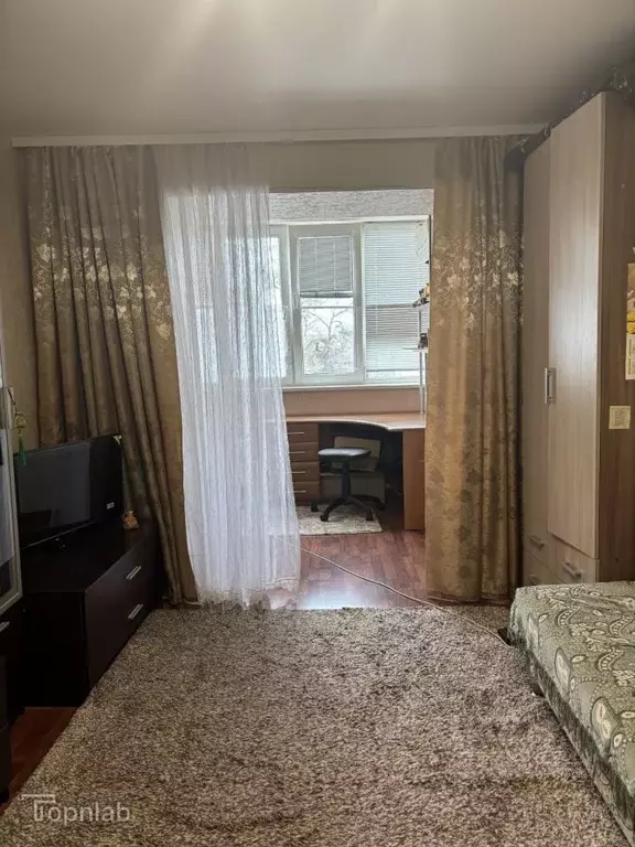 3-к кв. Астраханская область, Астрахань ул. Ахшарумова, 4 (60.6 м) - Фото 2